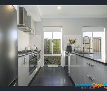 Stunning Family Home - Photo 1