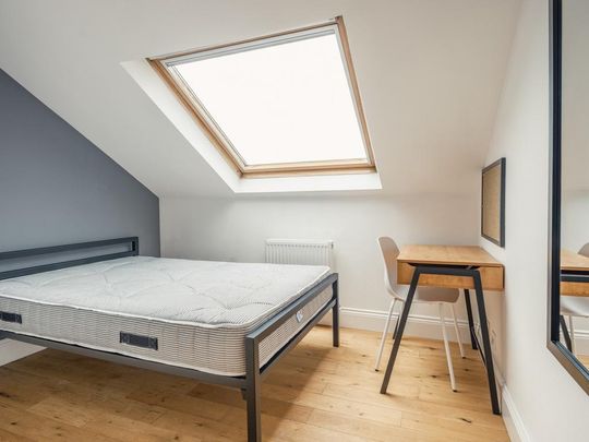 6 bedroom maisonette to rent - Photo 1