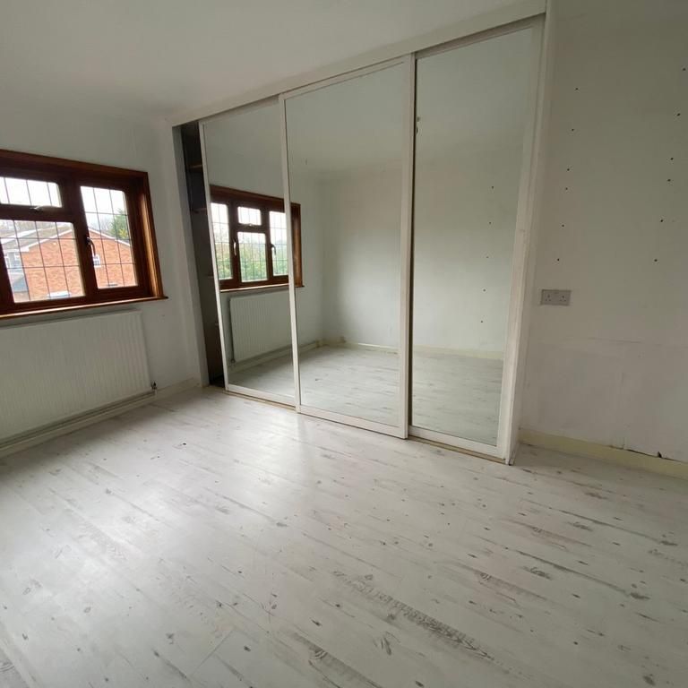 4 bedroom house to rent - Photo 1
