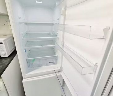 Calle Ferrobús, Sevilla, Andalusia 41009 - Photo 5