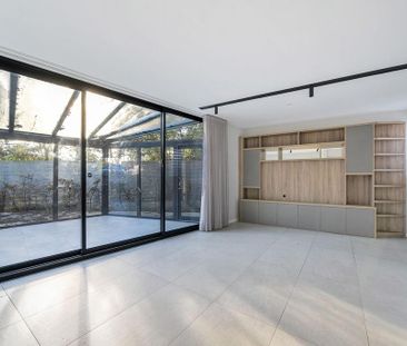 5 bedroom semi-detached house to rent - Photo 1
