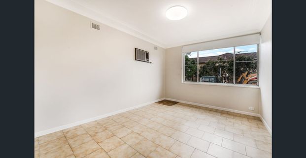 Neat & Tidy 2 Bedroom Home - Photo 1