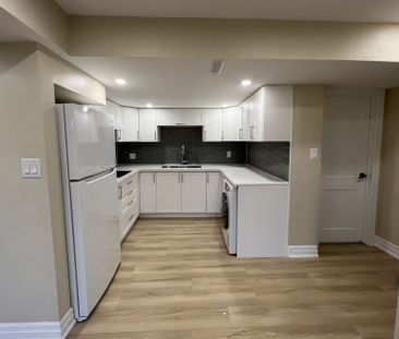 For Lease - 517 Clifford Perry Place Unit# Lower, Newmarket, Ontario - Photo 4
