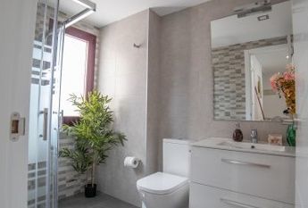 madrid, Community of Madrid 28033