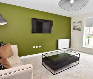 4 bedroom detached house to rent - Photo 1