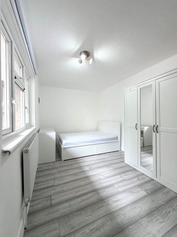 2 Bed Flat, St Columba Court, E15 - Photo 2