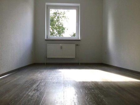 Perfekt für uns: günstige 3,5-Zimmer-Wohnung - Photo 3