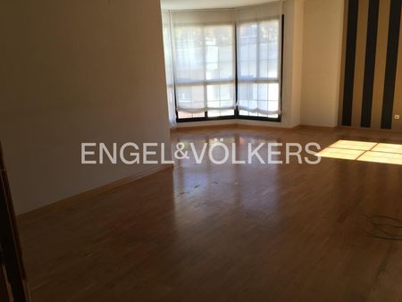 Piso de alquiler en Calle Castillo de Belmonte, Europolis - Photo 4