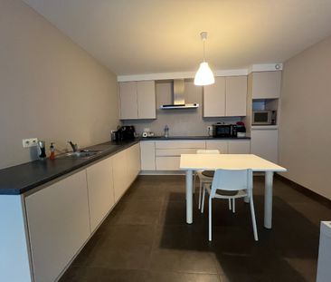 Gelijkvloers 2-slpk app met terras en garage in Alken - Photo 6