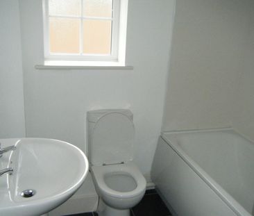 Victoria Court, 130 Farndon Road, Newark, Nottinghamshire, NG24 - Photo 4