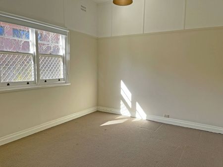 Alban Opportunity! - Photo 2