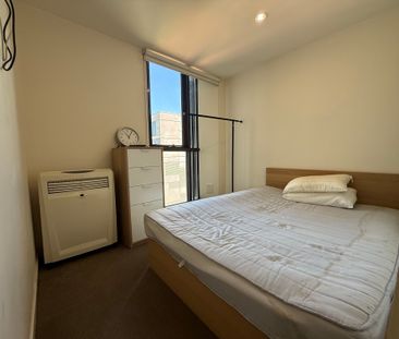 Fully Furnished Student Apartment Near Melbourne Uni – 1 Bedroom, 1... - Photo 1