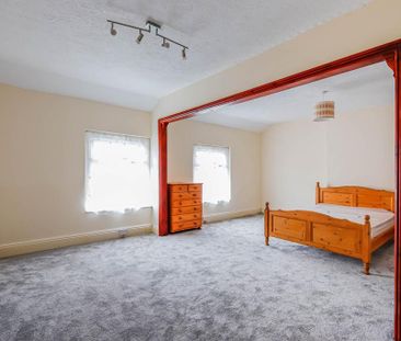 2 bedroom maisonette to rent - Photo 5