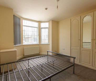 1 Bed Flat, The Mount, CV3 - Photo 1