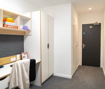 Premium Single Ensuite - Photo 5