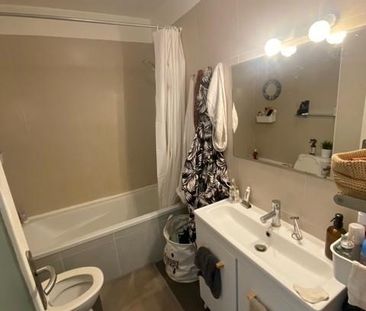 Location Appartement 2 pièces 47m² AIX EN PROVENCE 13100 - Photo 6