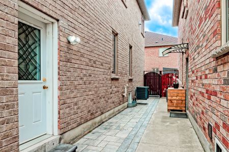 For Lease - 86 Black Maple Crescent Unit# BSMT, Vaughan, Ontario - Photo 2