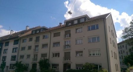 Central apartment near the highway, the city center and the train station - Photo 2