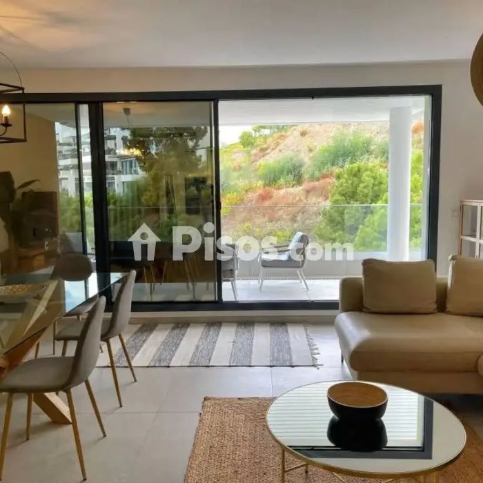 Piso en alquiler en Benahavís - Photo 1