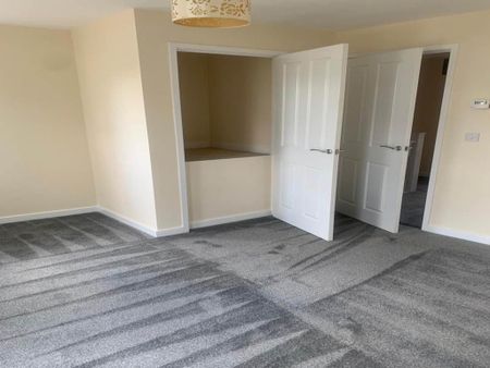 2 bedroom semi-detached house to rent - Photo 3