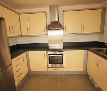 2 bedroom apartment to rent - Photo 4