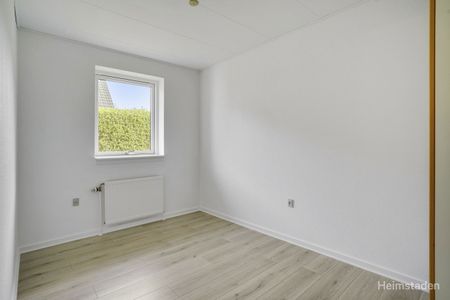 6-værelses Rækkehus på 130 m² i Assens - Photo 3