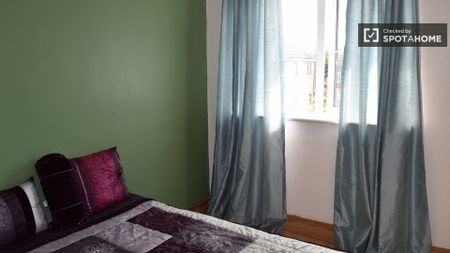 Room to rent in 3-bedroom houseshare -Blanchardstown, Dublin - Photo 3