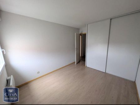 Location Appartement 2 pièces 47m² GAILLAC 81600 - Photo 3
