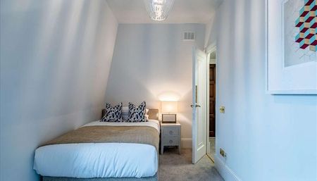 4 bedroom apartment to rent - Photo 2