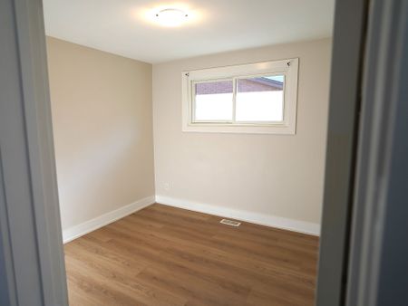 For Lease - 20 Sunrise Drive Unit# UPPER, Kitchener, Ontario - Photo 5