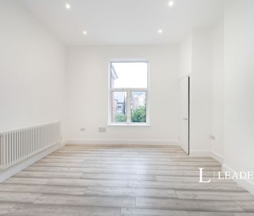 3 bedroom apartment to rent Yarborough Road, PO5 - Photo 1