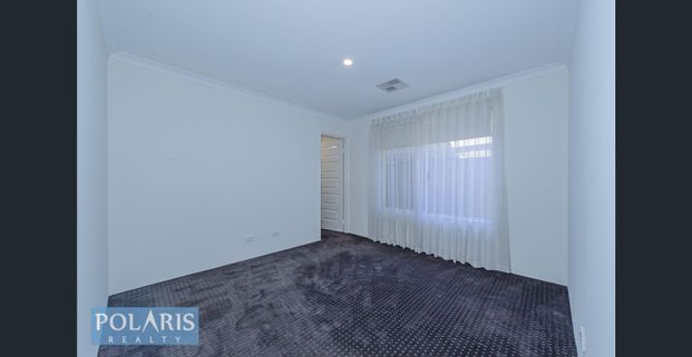 Picture Perfect Executive Home - Photo 1