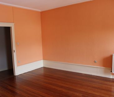 Location Appartement 5 pièces 112m² - Photo 4