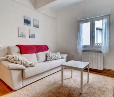 Piso en alquiler en Egia - Photo 1