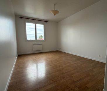 Location Appartement 2 pièces 55m² PONTAULT COMBAULT 77340 - Photo 2
