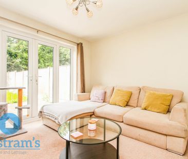 References Pending - 2 bed Semi-Detached House - Photo 3