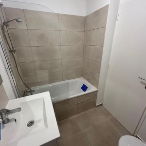 Location Appartement 1 pièce 22m² ST MARTIN DE RE 17410 - Photo 2