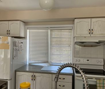 For Lease - 8 Cox Boulevard Unit# 13, Markham, Ontario - Photo 3