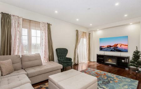 For Lease - 590 Lott Crescent, Milton, Ontario - Photo 5