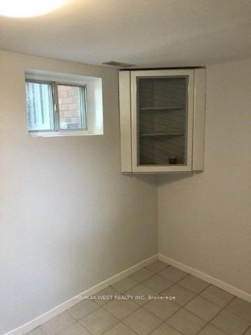For Lease - 54 Codsell Avenue Unit# Bsmnt, Toronto, Ontario - Photo 2