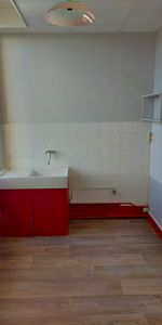 APPARTEMENT T3 - 58 m² - COEUR DE PARAY - Photo 4