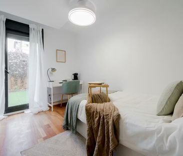 Calle de Ana de Austria, Madrid, Community of Madrid 28050 - Photo 1