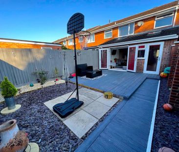 3 bedroom terraced house to rent - Photo 1