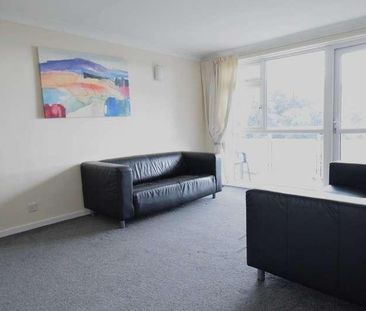 Elizabeth Court, Grove Road, East Cliff, BH1 - Photo 2