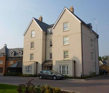 Mill Park Gardens, Mildenhall, Bury St. Edmunds, Suffolk, IP28 - Photo 2