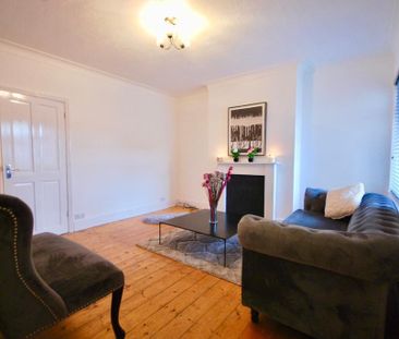 4 bedroom terraced house to rent - Photo 1