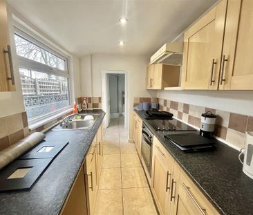 Hucknall Lane, Nottingham - Photo 6