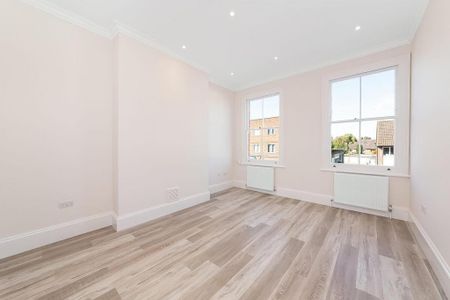 4 bedroom apartment to rent - Photo 2