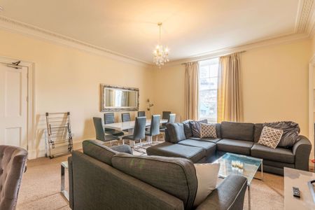 1737L Alva Street, Edinburgh, EH2 4QG - Photo 3