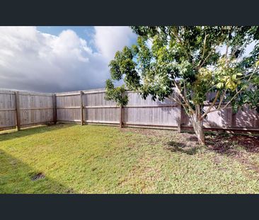 Spacious 3 Bedroom Unit in Quiet Cul-de-sac - Photo 2